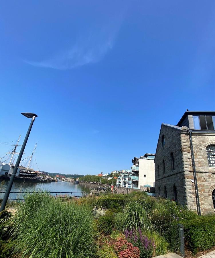 Apartmán Sublime Waterfront Retreat With Private Terrace Bristol Exteriér fotografie